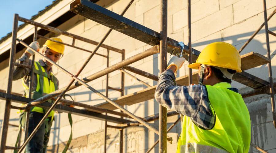 Professional residential roofers in McGee, MO